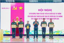 Tuyên dương thành tích đội tuyển võ chiến đấu tay không tham gia hội thao toàn quân năm 2025